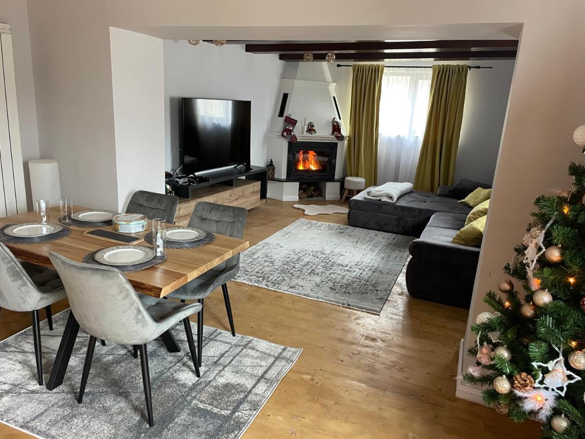 Bran Place La Odaie Simon Extérieur photo